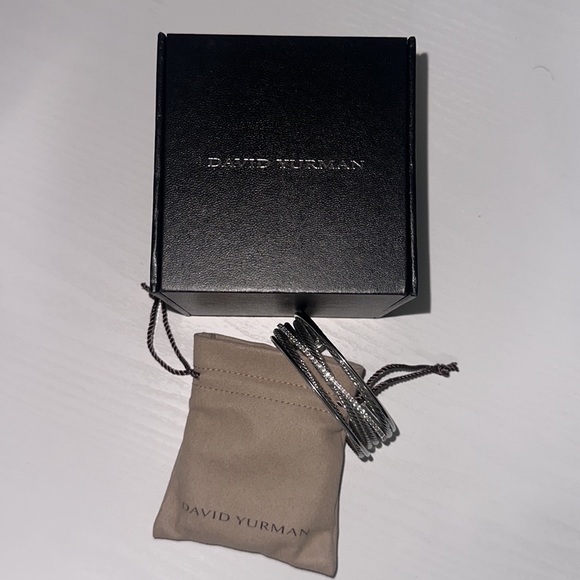 David Yurman  Crossover Four Row Cuff Bracelet with Pavé Diamonds - Picture 3 of 7